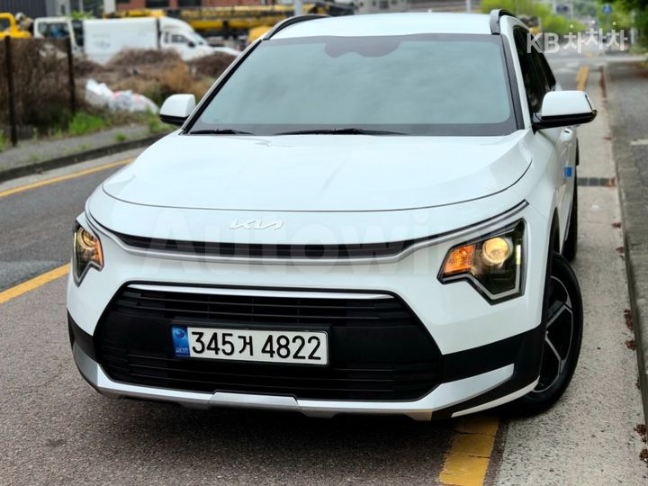 Kia Niro 2022 KNACP81EGNA004863 — 3