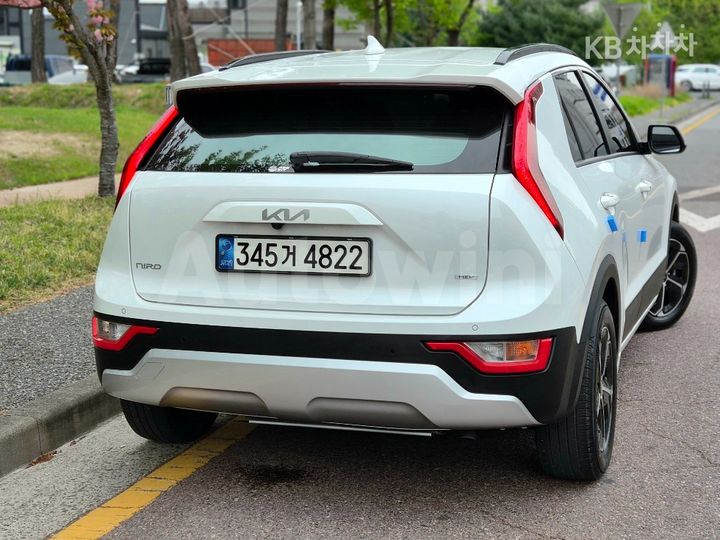 Kia Niro 2022 KNACP81EGNA004863 — 5
