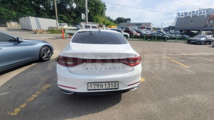 Hyundai Grandeur 2018 — 3