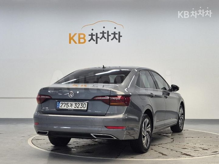 Volkswagen Jetta 2020 — 3
