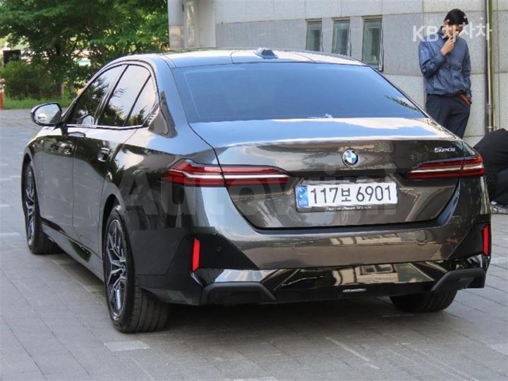 BMW 5 Series 2024 — 4