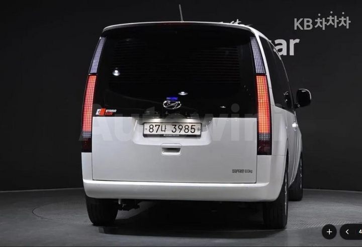 Hyundai Staria 2022 — 4
