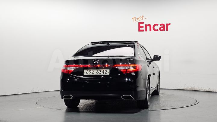 Hyundai Grandeur 2015 — 4