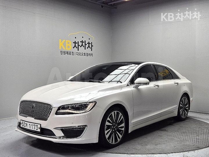 Lincoln MKZ