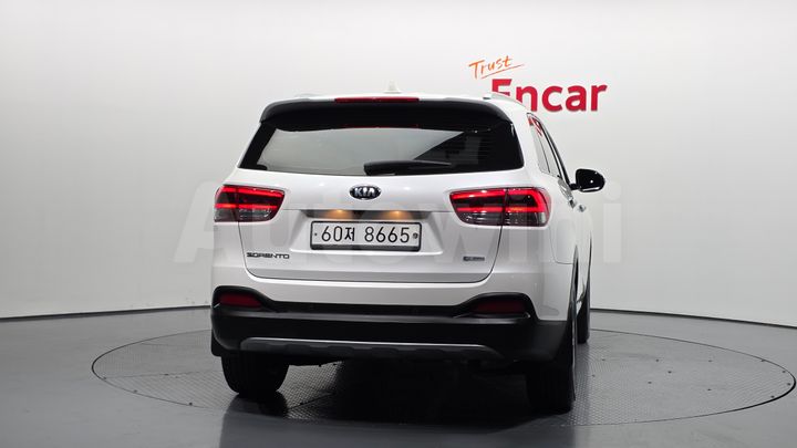 Kia Sorento 2017 — 4