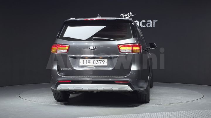 Kia Carnival 2016 — 4