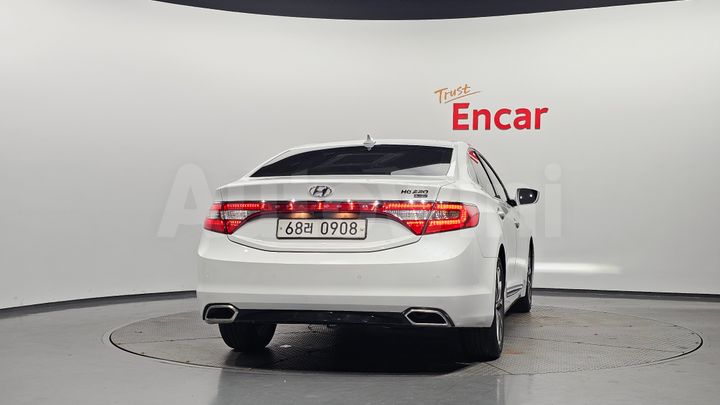 Hyundai Grandeur 2016 — 4