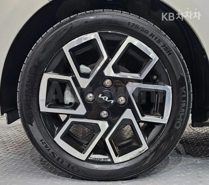 Kia Ray 2024 KNACH811BRT386161 — 5