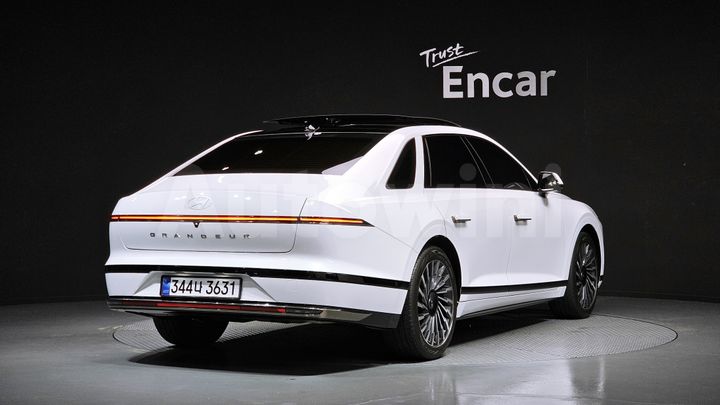 Hyundai Grandeur 2026 — 2