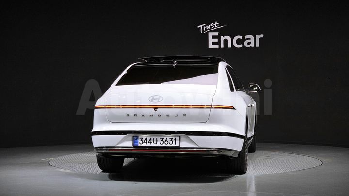 Hyundai Grandeur 2026 — 4