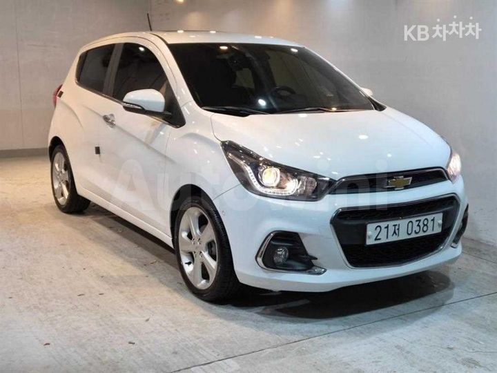 Chevrolet Spark 2017 — 2