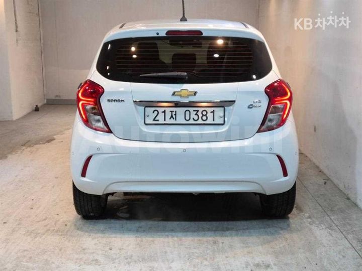 Chevrolet Spark 2017 — 3
