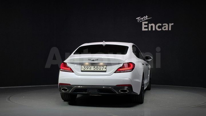Genesis G70 2018 — 4