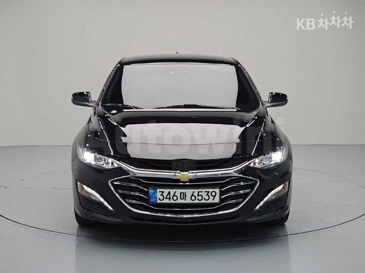 Chevrolet Malibu 2020 — 2