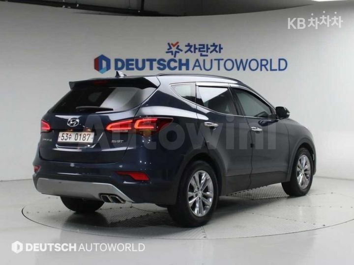 Hyundai SantaFe 2016 — 2