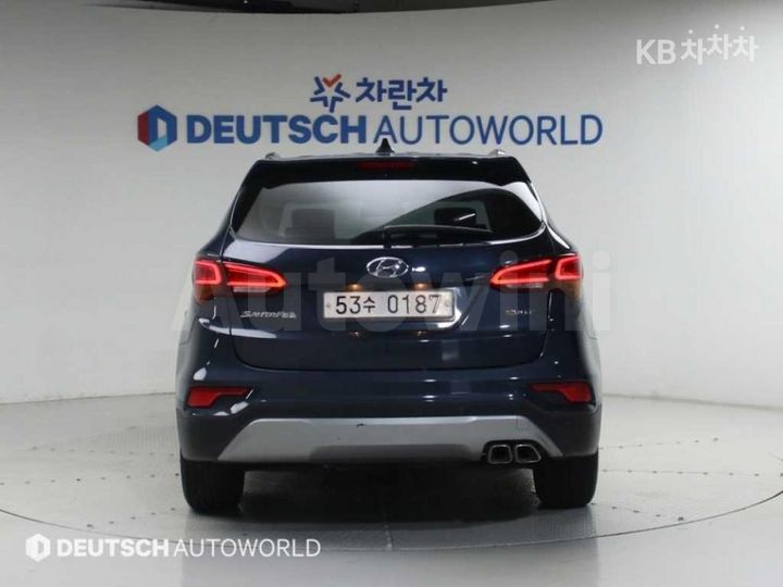Hyundai SantaFe 2016 — 4