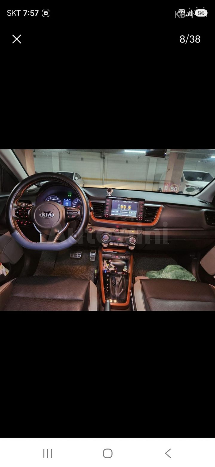 Kia Stonic 2020 — 3