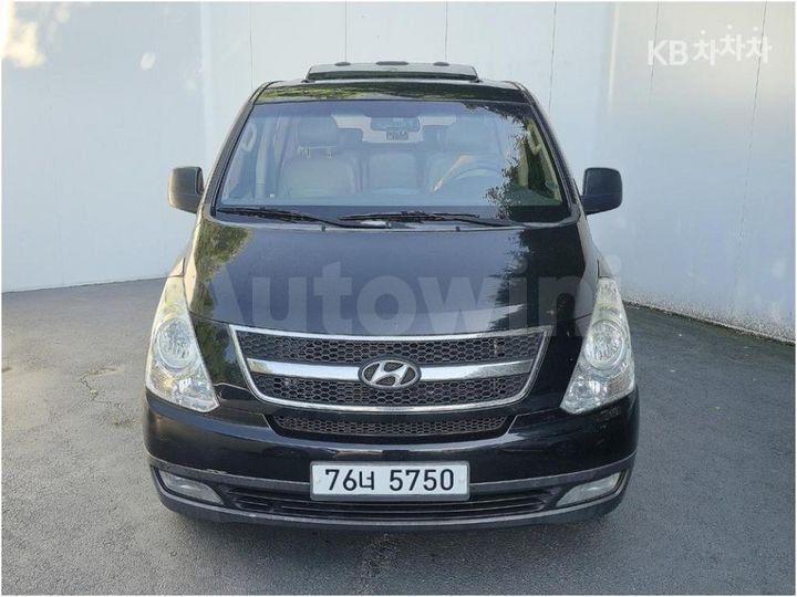 Hyundai Starex 2010 — 2