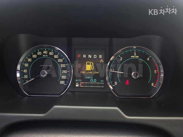 Jaguar XF 2015 — 5