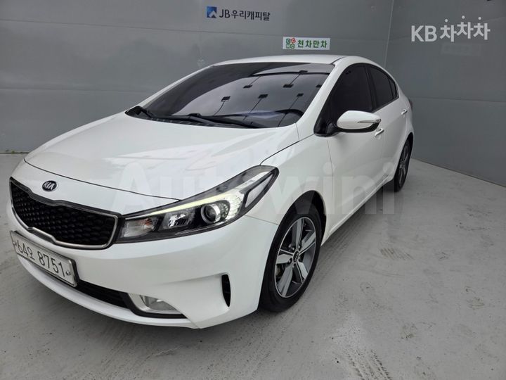 Kia K3 2018 KNAFK412BJA755020 — 2