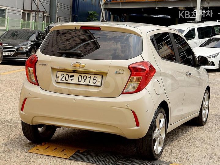 Chevrolet Spark 2016 KLYDC487DGC537350 — 4