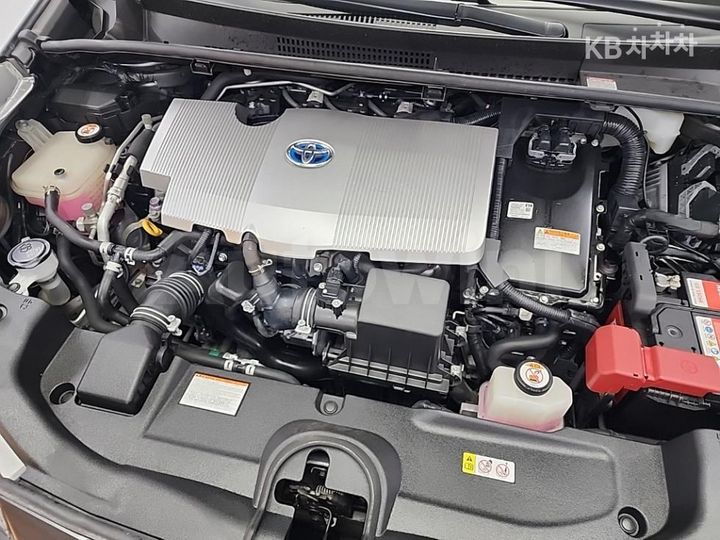 Toyota Prius 2019 JTDKARFU7K3085229 — 5