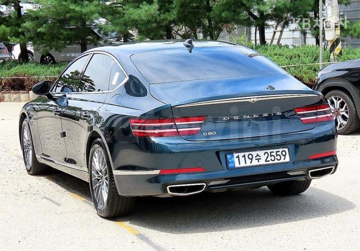 Genesis G80 2022 — 3