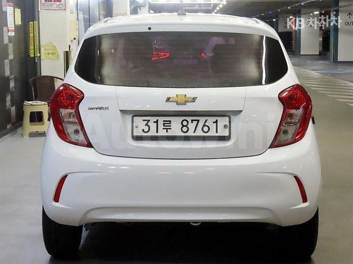 Chevrolet Spark 2019 KLYDC487DKC203853 — 5