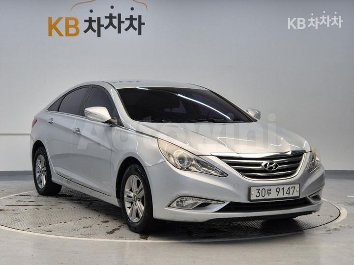 Hyundai Sonata 2013 KMHEC41ABDA560119 — 4