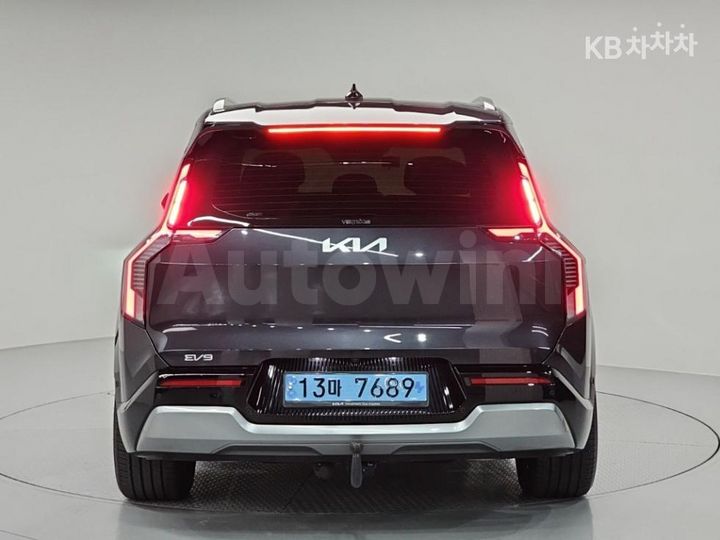 Kia EV9 2024 — 3