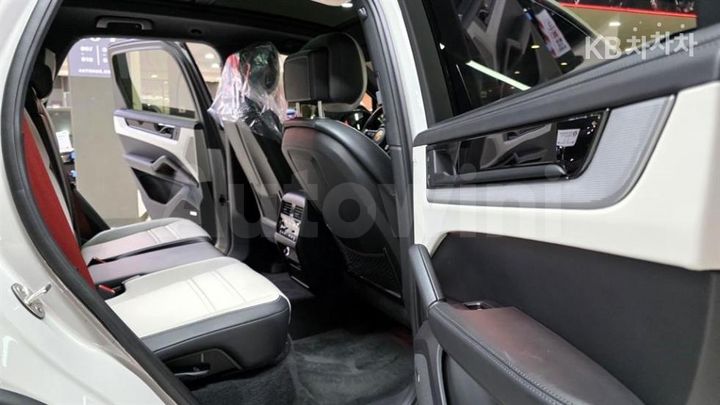 Porsche Cayenne 2024 — 2