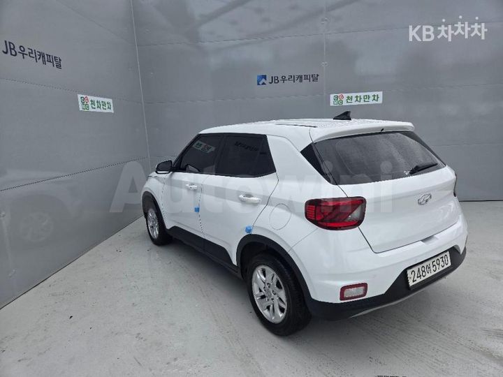 Hyundai Venue 2021 — 4