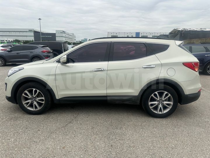 Hyundai SantaFe 2013 — 3