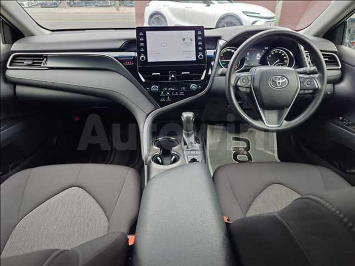 Toyota Camry 2023 — 3