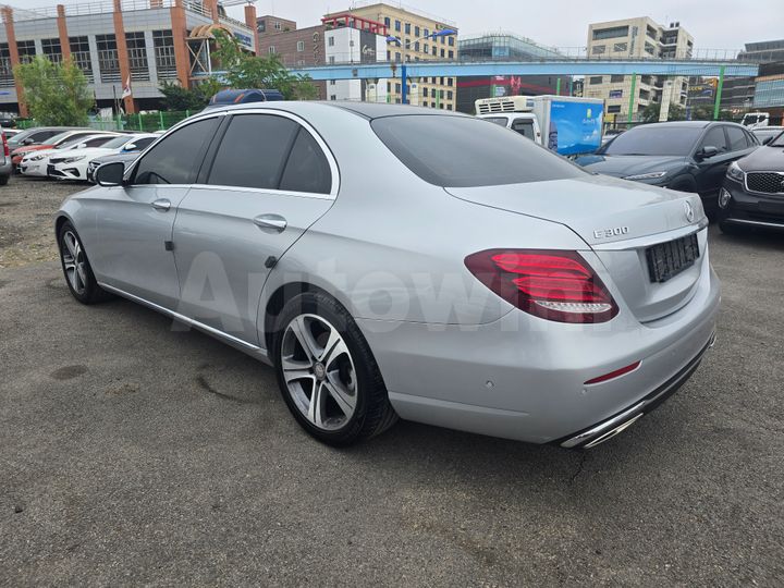 Mercedes-Benz E Class 2017 WDDZF4JB5HA142241 — 3