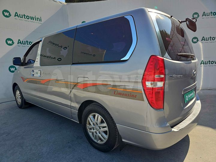 Hyundai Starex 2017 — 3