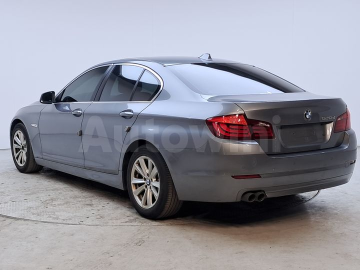 BMW 5 Series 2011 — 4