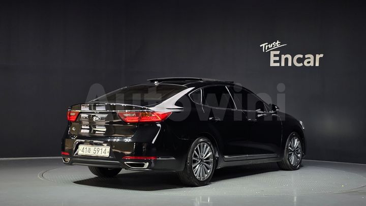 Kia K7 2016 — 2