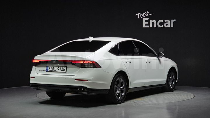 Honda Accord 2024 — 3