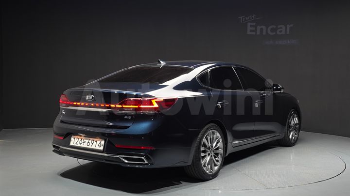 Kia K7 2020 — 2