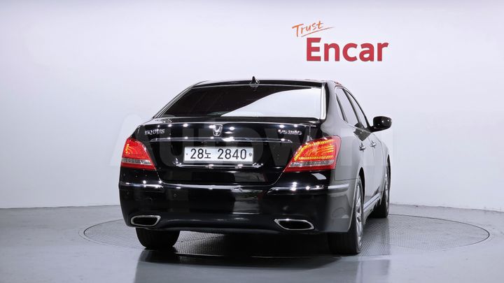 Hyundai Equus 2012 — 5