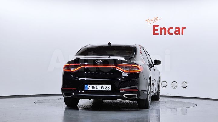 Hyundai Grandeur 2017 — 4