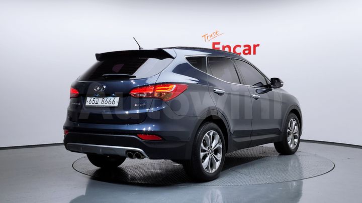 Hyundai SantaFe 2015 — 2