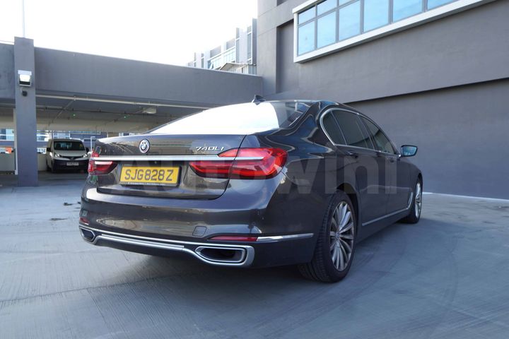 BMW 7 Series 2016 WBA7E22040G651306 — 5