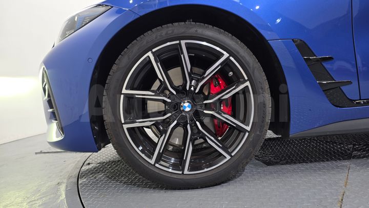 BMW 4 Series 2025 — 5