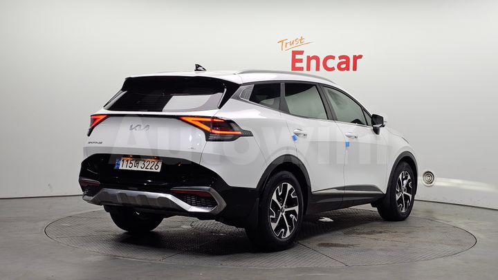 Kia Sportage 2023 — 2