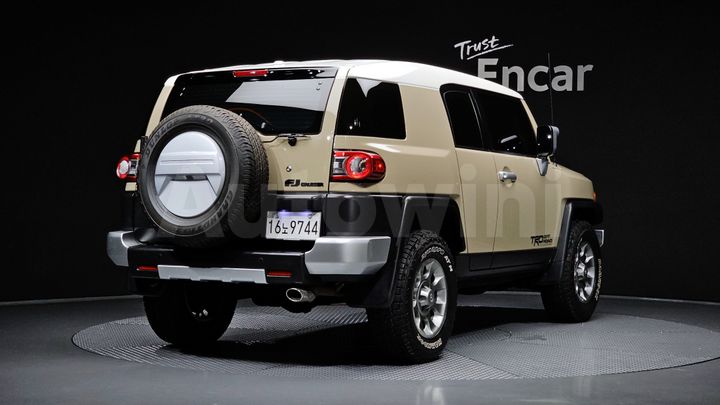 Toyota FJ Cruiser