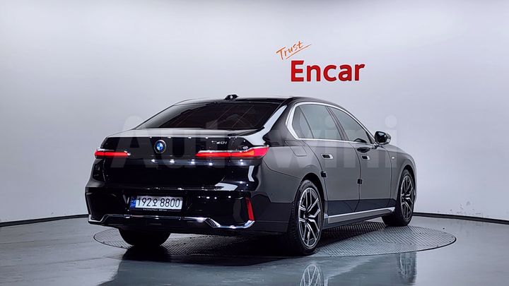 BMW 7 Series 2023 — 2
