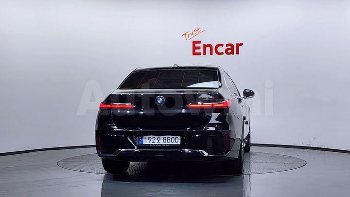 BMW 7 Series 2023 — 4