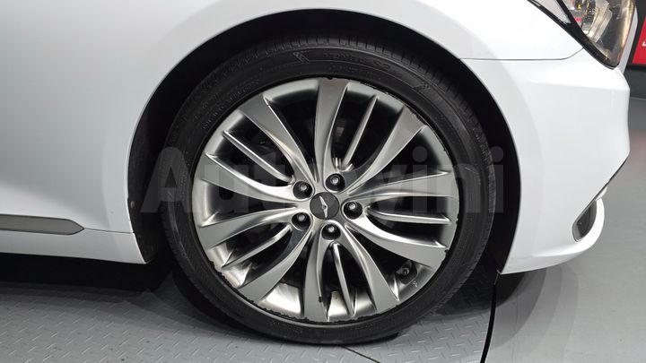 Genesis G80 2017 — 5